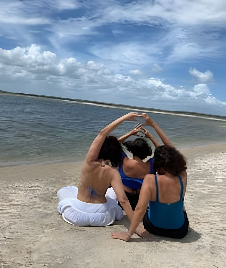 Casa Nossa Taiba onde familia e amigos vivem juntos.
