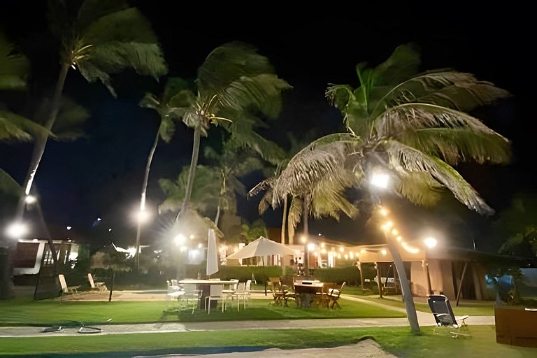 Casa Nossa Taiba onde familia e amigos vivem juntos.