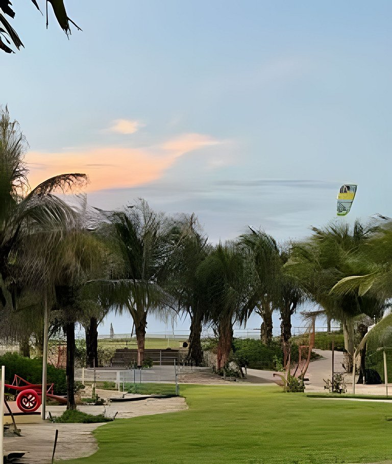 Casa Nossa Taiba onde familia e amigos vivem juntos.