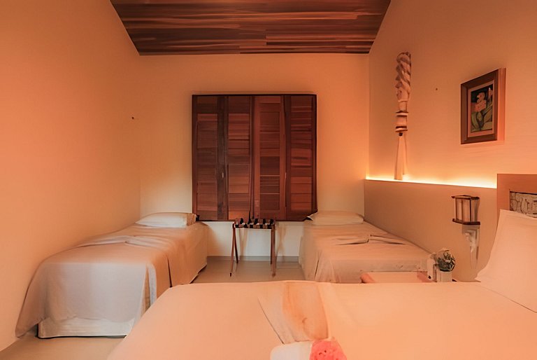Casa Nossa Taiba onde familia e amigos vivem juntos.