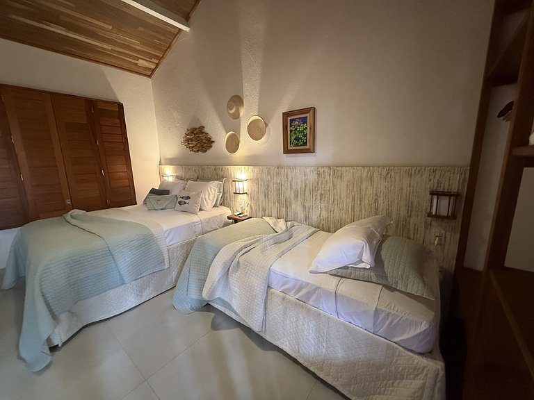 Casa Nossa Taiba onde familia e amigos vivem juntos.